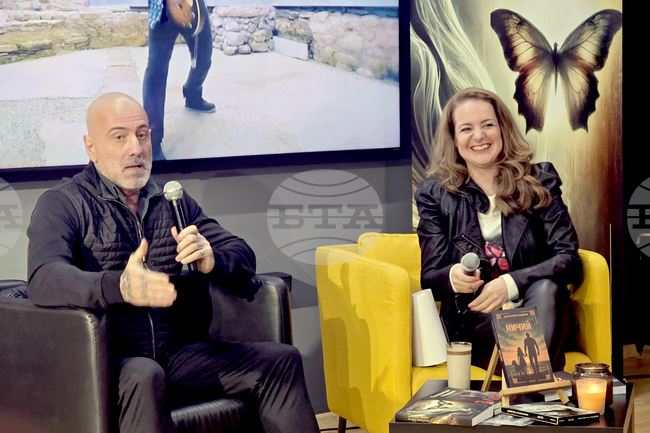 Важно е да сме откровени и да бъдем такива, каквито сме, каза музикантът Константин Кацаров в Добрич