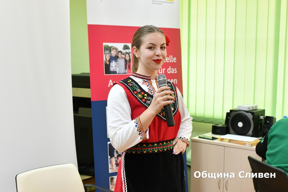 Езиковата гимназия в Сливен ще подготвя учениците и ще провежда изпити за немска езикова диплома I ниво