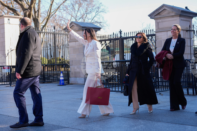 Нобеловият гамбит на Мачадо е впечатляващ опит за благоразположението на Тръмп, посочва "Вашингтон пост"