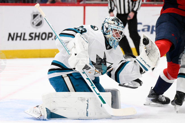 Sharks Capitals Hockey