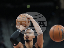 Bucks Spurs Basketball