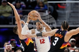 Suns Pistons Basketball