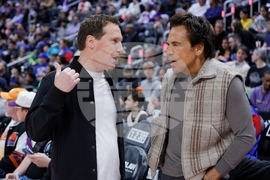 Suns Pistons Basketball