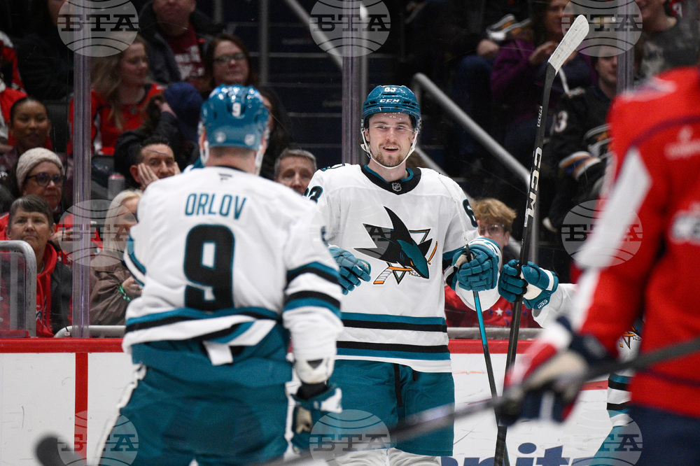 Sharks Capitals Hockey