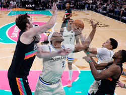 Bucks Spurs Basketball