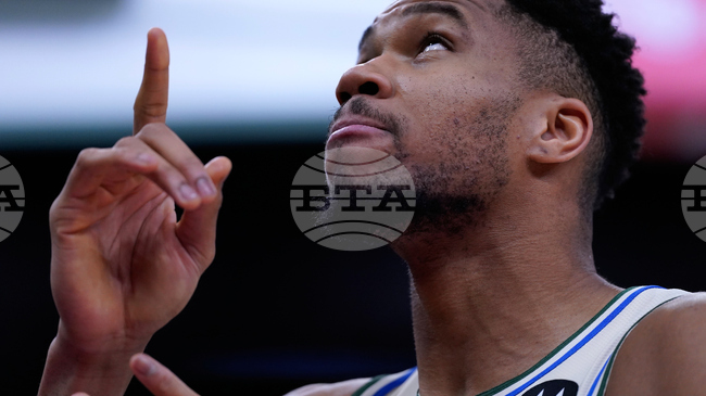 Баскетболистът Янис Адетокунбо не е сигурен дали ще завърши сезона в тима на Милуоки Бъкс