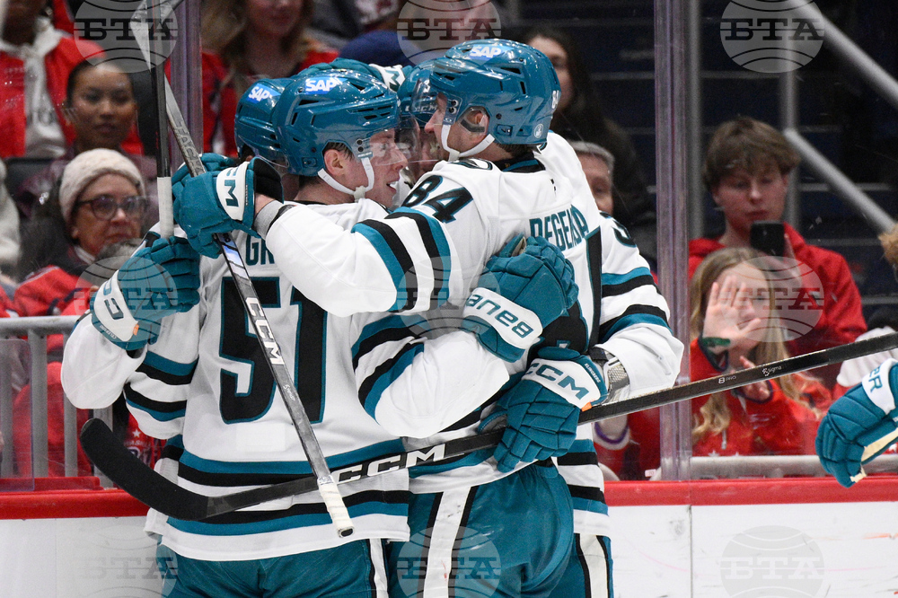 Sharks Capitals Hockey