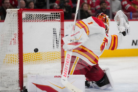 Flames Blackhawks Hockey