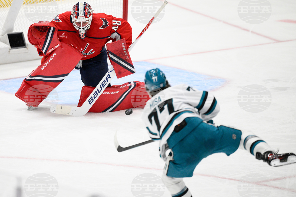 Sharks Capitals Hockey