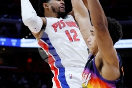 Suns Pistons Basketball