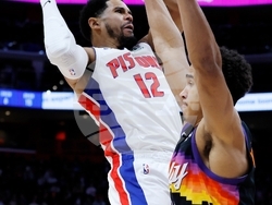 Suns Pistons Basketball