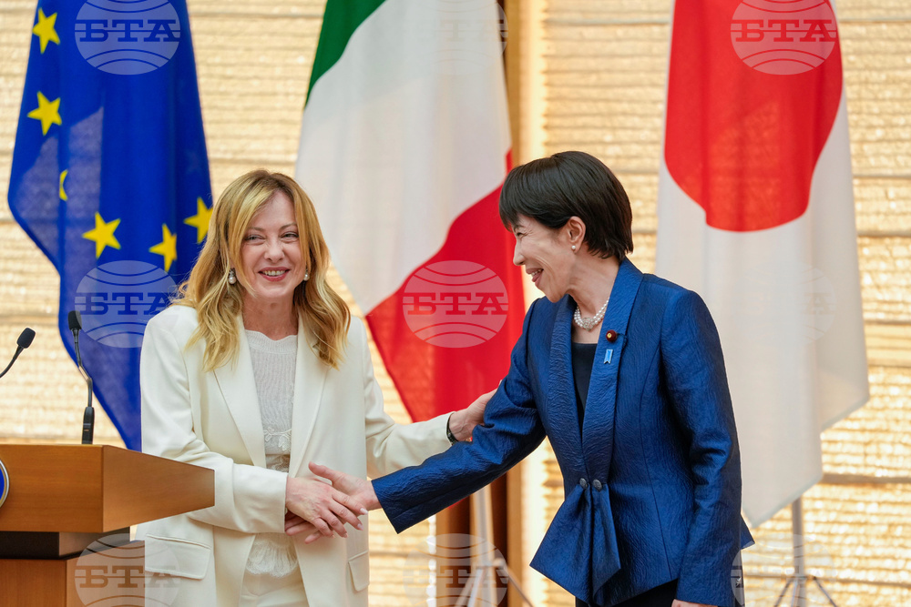 JAPAN-ITALY POOL PIX 6