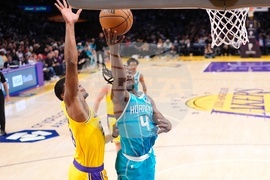 Hornets Lakers Basketball