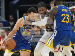 Knicks Warriors Basketball