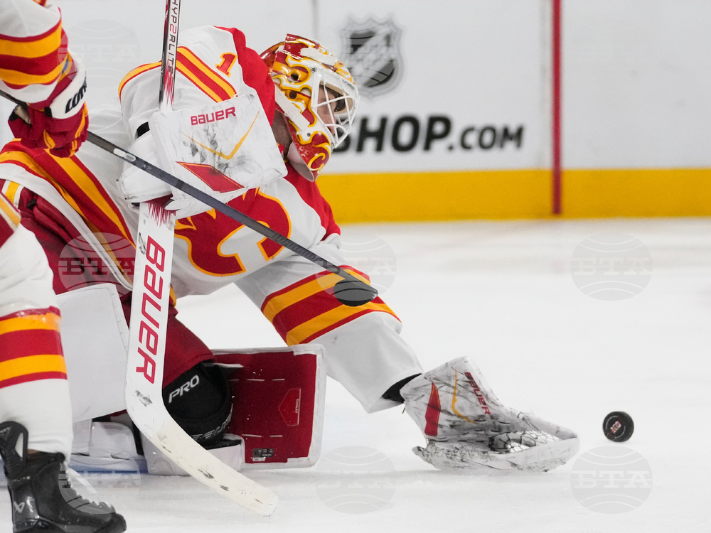 Flames Blackhawks Hockey