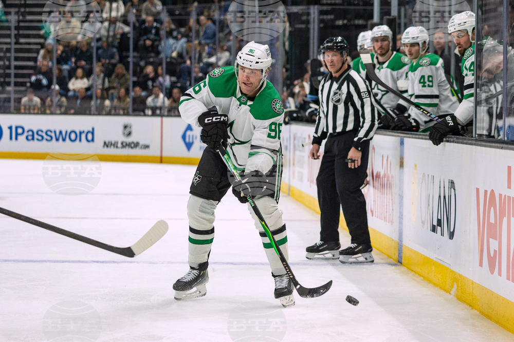 Stars Mammoth Hockey