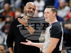 Suns Pistons Basketball