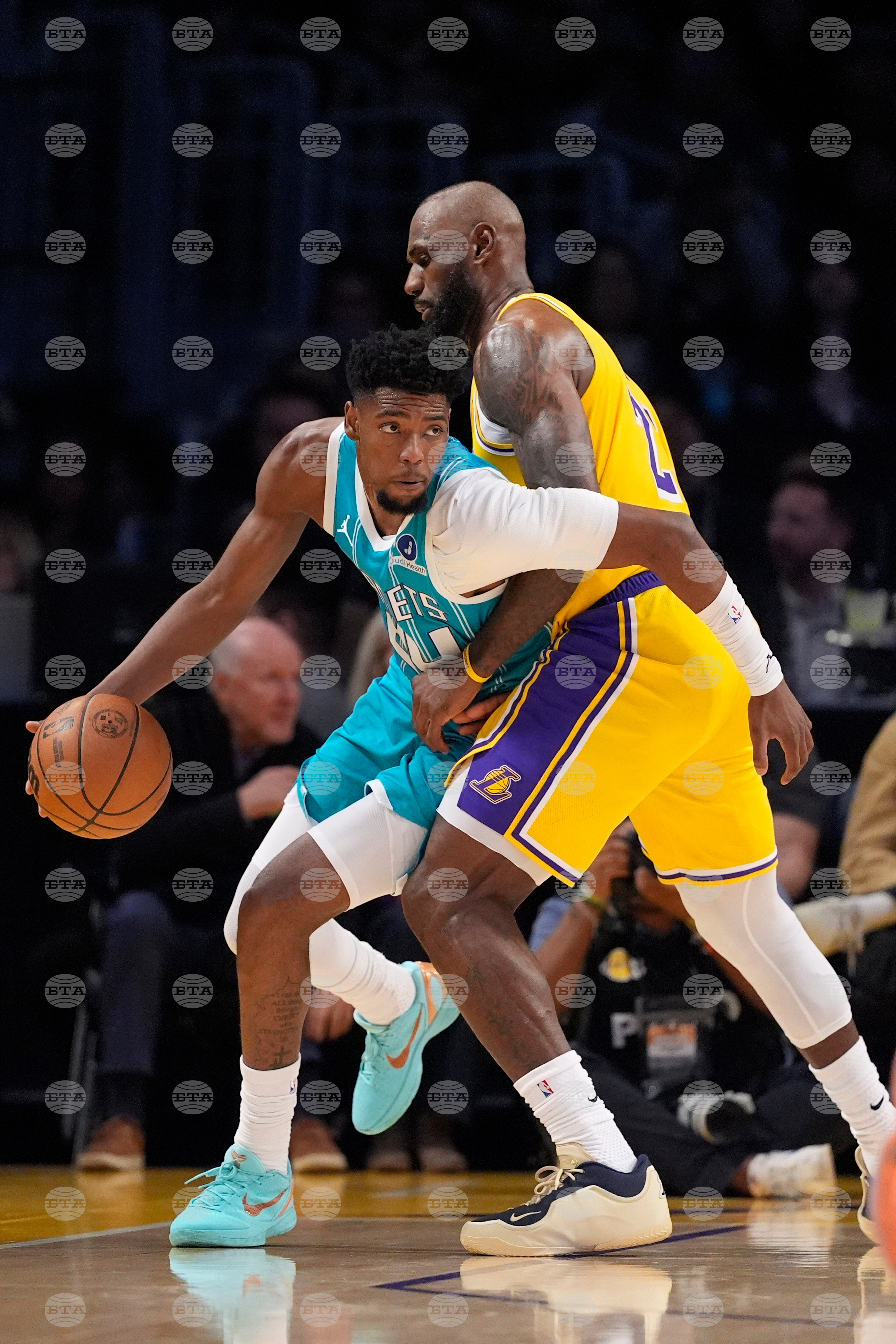 Hornets Lakers Basketball