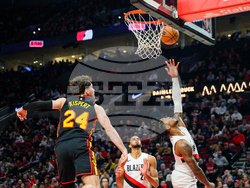 Hawks Trail Blazers Basketball