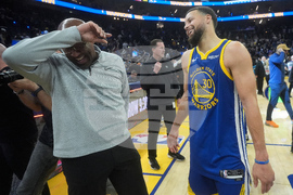 Knicks Warriors Basketball