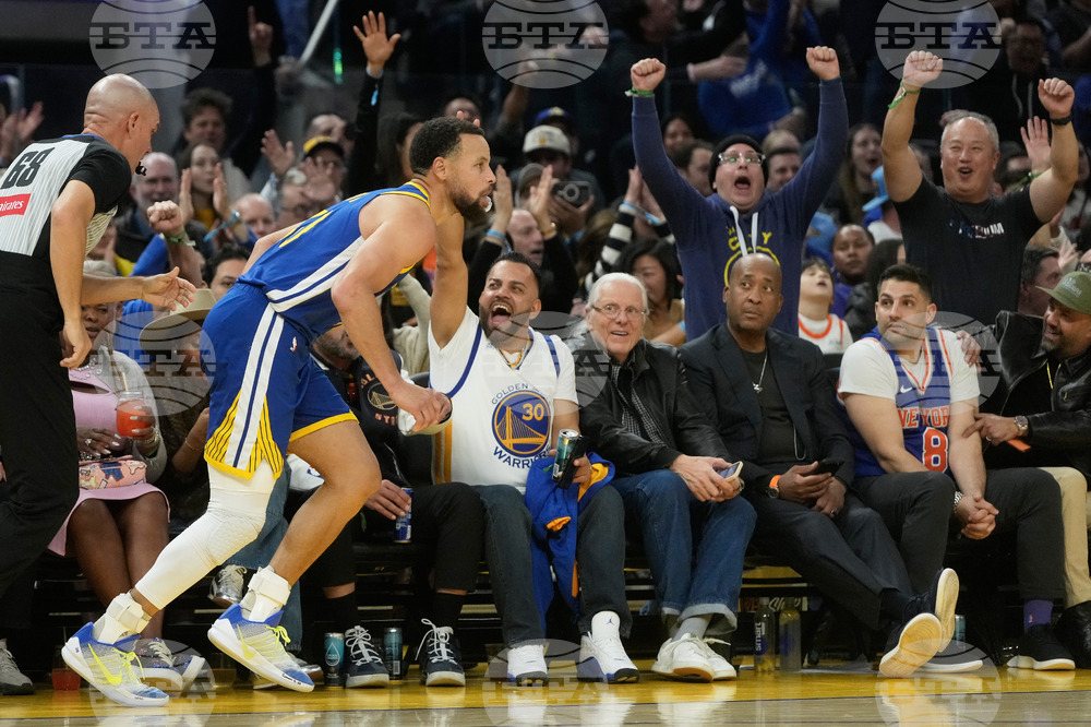 Knicks Warriors Basketball