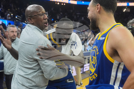 Knicks Warriors Basketball