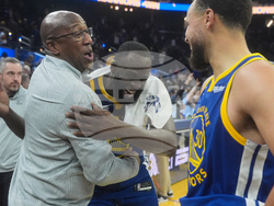 Knicks Warriors Basketball