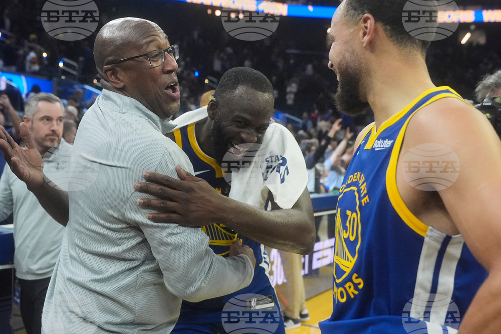 Knicks Warriors Basketball