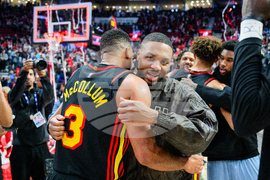 Hawks Trail Blazers Basketball