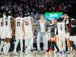 Hawks Trail Blazers Basketball