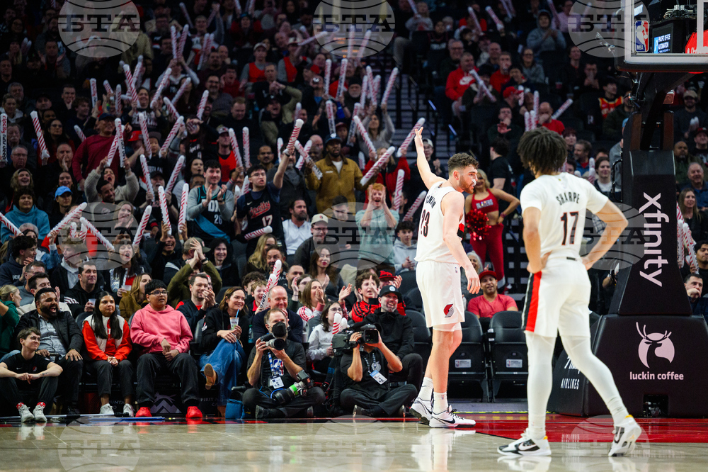 Hawks Trail Blazers Basketball