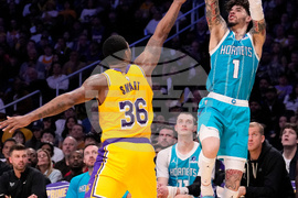 Hornets Lakers Basketball