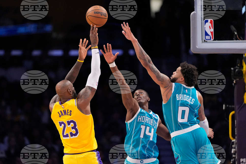 Hornets Lakers Basketball