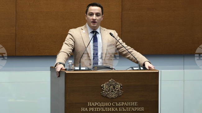 В деня, когато си спомняме жертвите на Холкоста, казваме да помним, за да не се повтарят ужасите на миналото, заявиха в декларация от ПП-ДБ