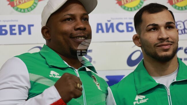 Радослав Росенов и Жоел Арате представиха целите пред националния отбор по бокс за 2026 година