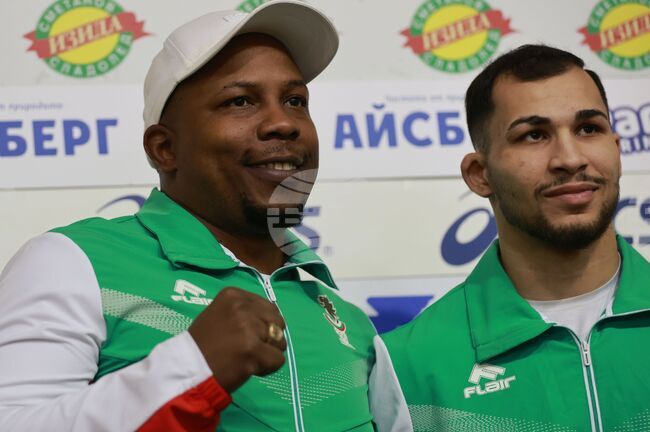 Радослав Росенов и Жоел Арате представиха целите пред националния отбор по бокс за 2026 година