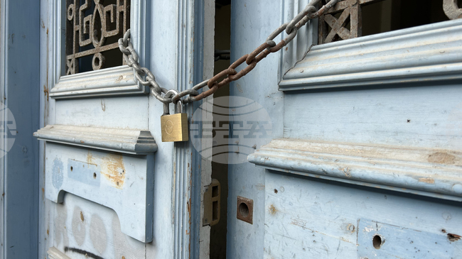 Двама души загинаха при частично рухване на сграда в Кипър; блокът е бил негоден за обитаване