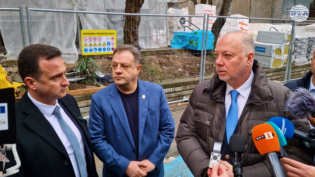 Трябва да гарантираме здравето и правото на безопасна среда на всеки гражданин, коментира във Велико Търново Росен Желязков след мярката на РИОСВ за "Кроношпан"