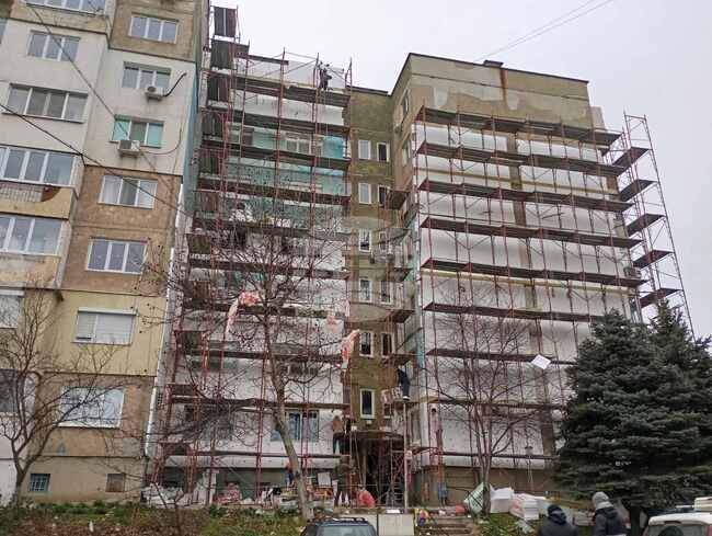В Ловеч ще бъдат санирани още 16 блока за около 20 милиона лева, съобщи кметът