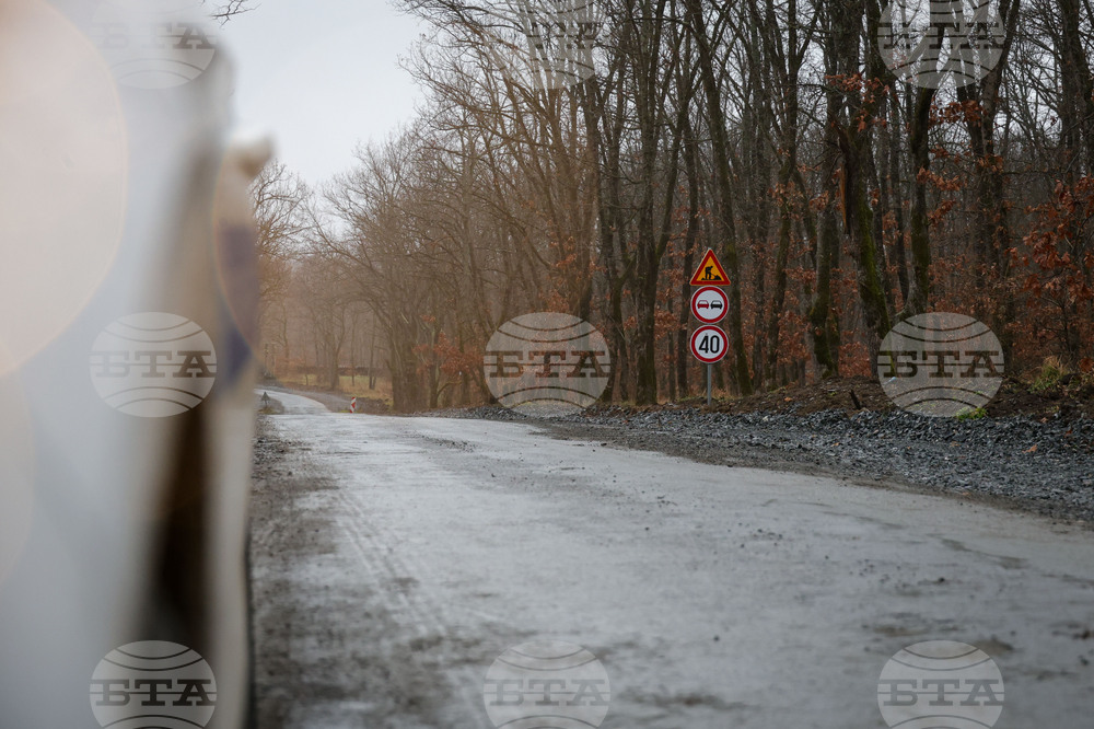 Село Ясна поляна - село Веселие - път - състояние