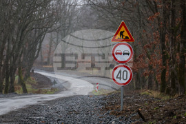 Село Ясна поляна - село Веселие - път - състояние