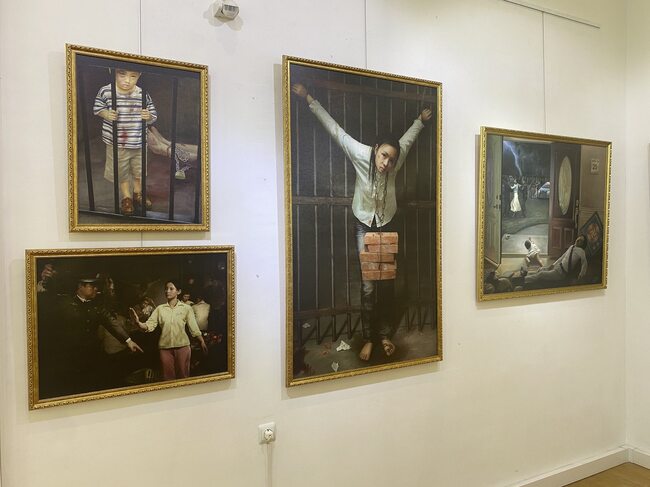 Международната изложба „Изкуството на Джън-Шан-Жен" е подредена в Русенския музей 