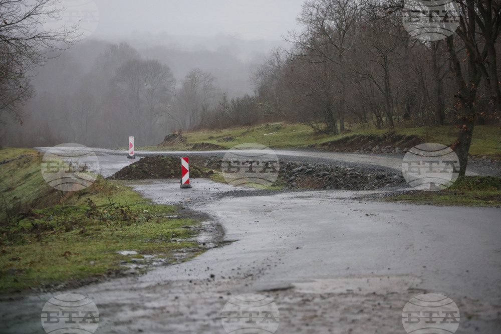 Село Веселие - село Росен - път - състояние