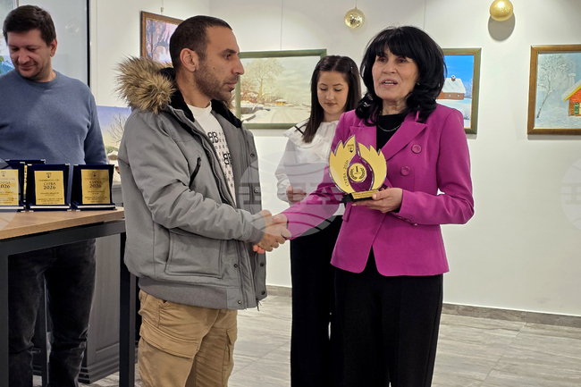 Петрич - Арт галерия - церемония по награждаване