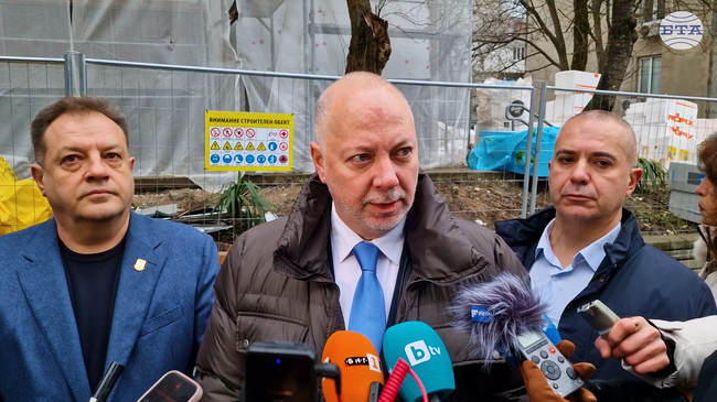 И ЦИК, и служебното правителство трябва да работят в посока за честни и прозрачни избори, коментира Росен Желязков