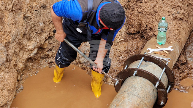 Общо 98 400 евро са необходими за преместването на магистралния водопровод в Асеновград
