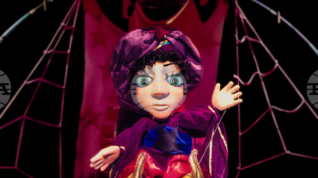 Русенският куклен театър представя спектакъла "Малкият Мук"