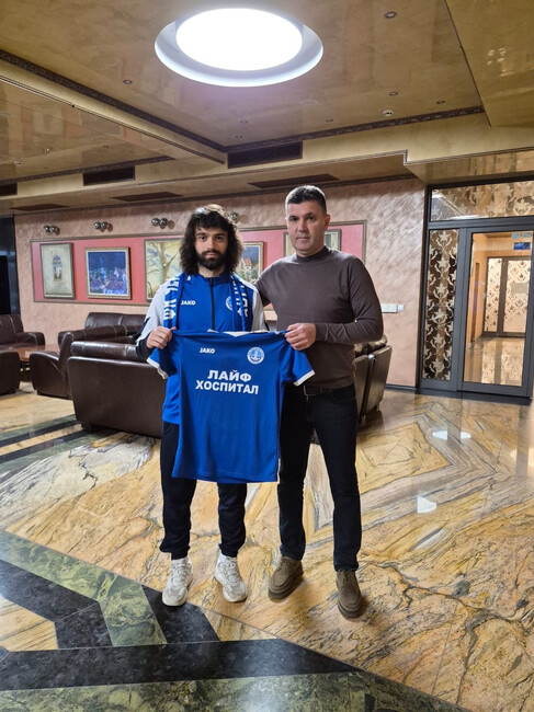 Черноморец (Бургас) привлече сина на бившия босненски национален вратар Томислав Пиплица