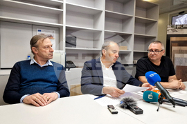 Велико Търново - дървопреработвателно предприятие „Кроношпан“ - брифинг