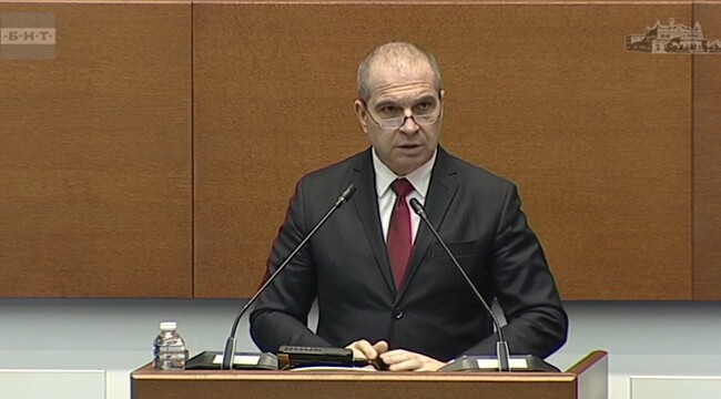 Над 30 сигнала са подадени за кризата със сметосъбирането в София, съобщи Гроздан Караджов